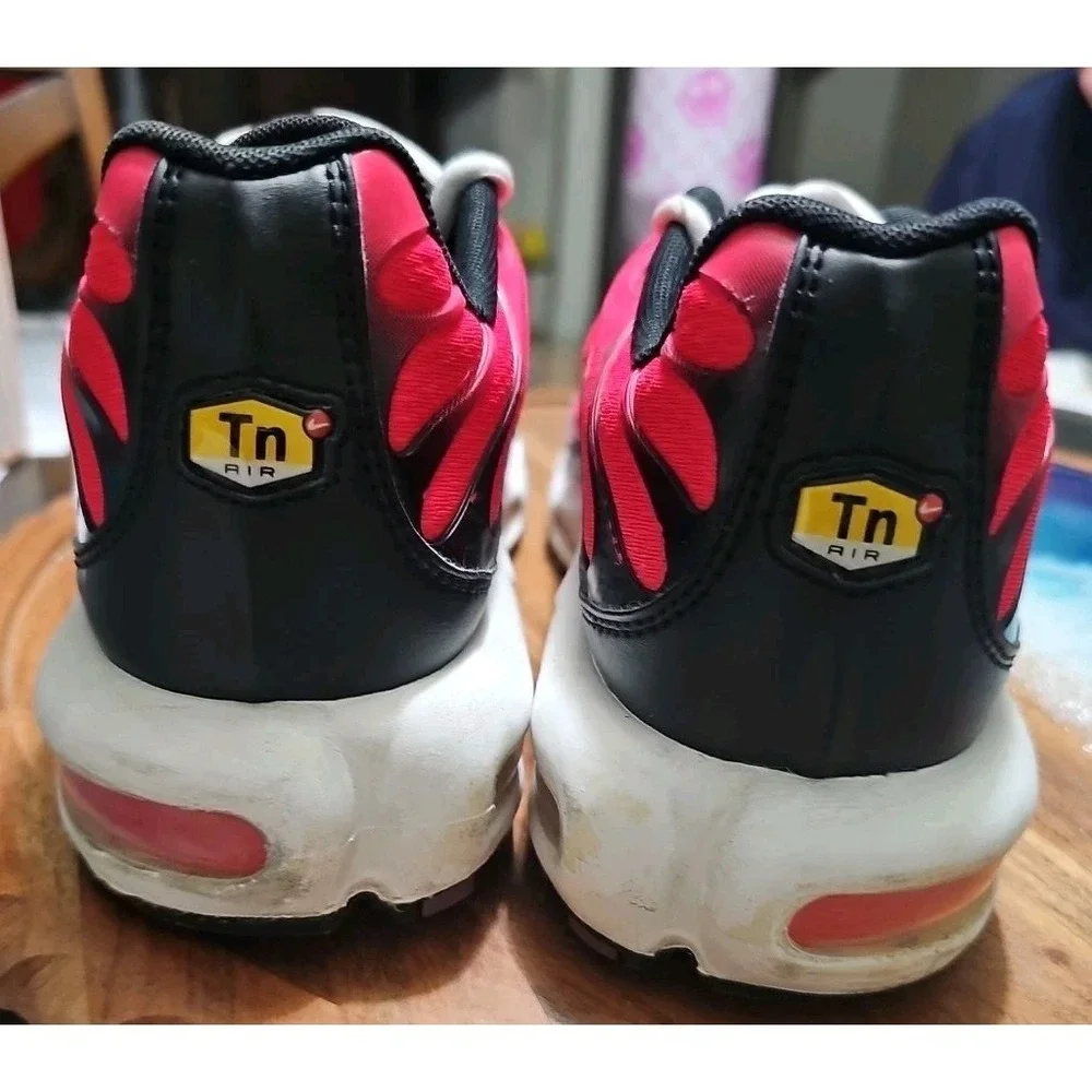 Nike Air Max Plus TN DJ5138-600‎ Red Black Purple Mens Size 10